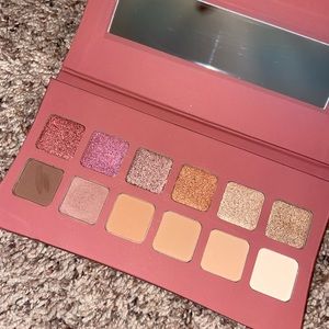 NWOT Llamasque eyeshadow palette.
